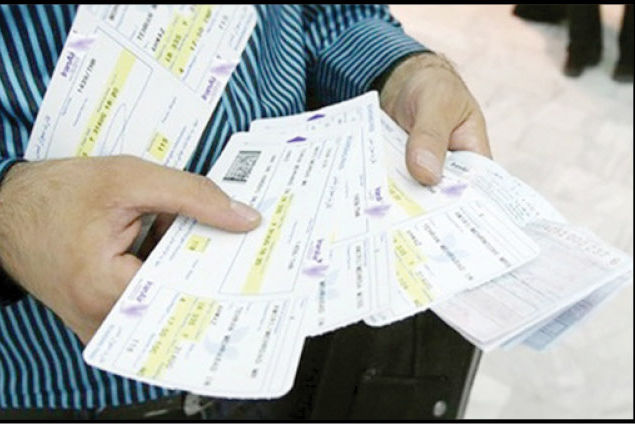 
حرف وزیر راه روی زمین ماند