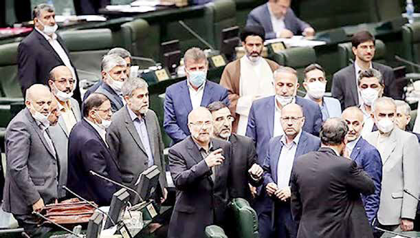 قانونگذاری در خلأ آگاهی از قانون