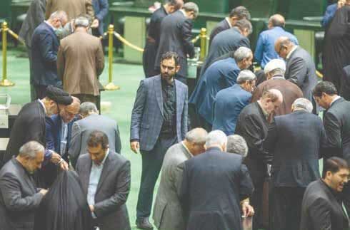 مجلس؛ صحنه تقابل و شکاف در جریان اصولگرایی