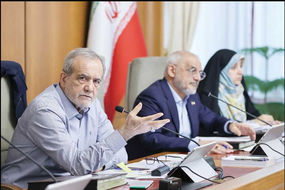 
هیچ موضوعی نباید بر معیشت مردم ترجیح یابد