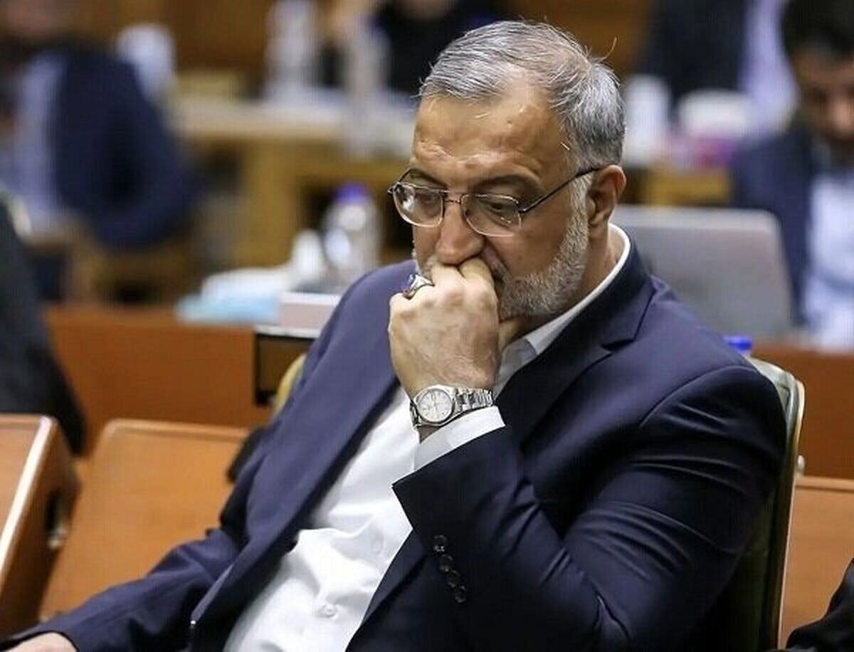
اقراریان: منابع صرف «حکمرانی نمایشی» و تبلیغات شخصی می‌شود