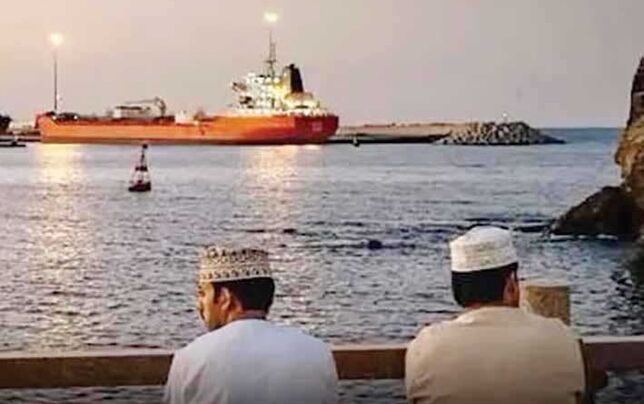 اختلاف بر سر معماری آینده تنگه